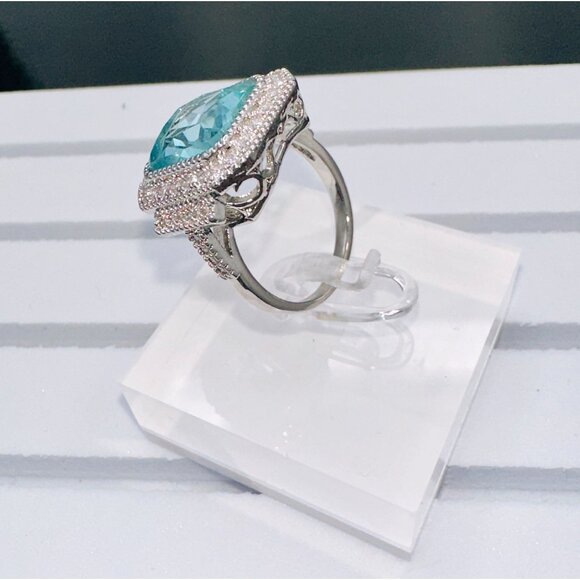 Aquamarine Cubic Zirconia White Crystal Ring Size 7 - Picture 10 of 16